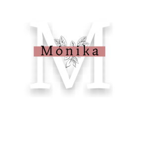 Mónika